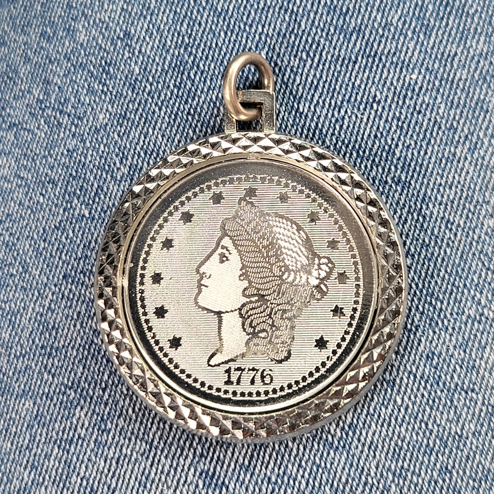 1776 TWENTY D Commemorative Coin Pendant / Medallion  with Intricate Rope Border